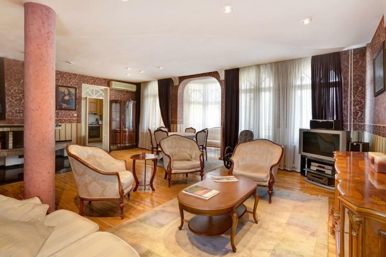 Aristocratic, Elegant, Designer Top Central Apartment 소피아 외부 사진