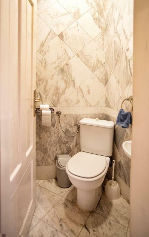 Aristocratic, Elegant, Designer Top Central Apartment 소피아 외부 사진